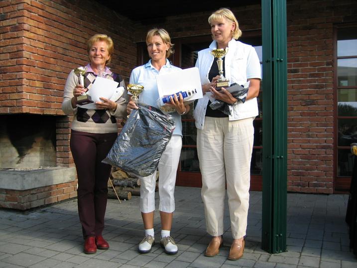 [Kliknut�m fotografii zv�t��te]